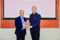 正在各自岗亭上担任做为、立功立业